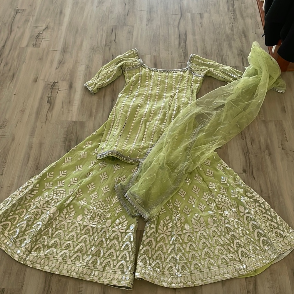 Indian Sharra. Indian party wear!